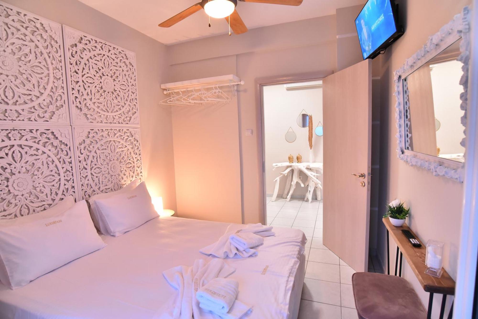 Infinity Blue Lux Suit Kavala Exterior photo
